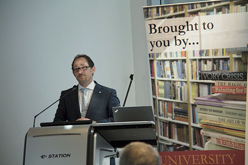 Auk library organizes author workshop in collaboration with springer