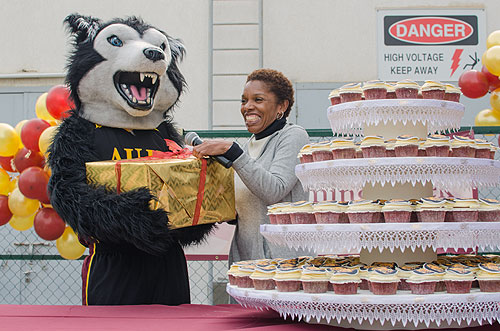 Auk celebrates its 10th homecoming week