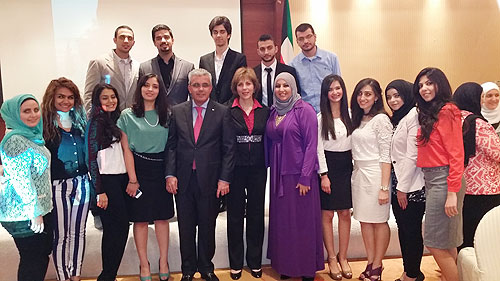 Auk revives palestinian land day in presence of the palestinian ambassador