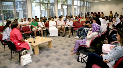 Mp al-awadhi chat with auk community