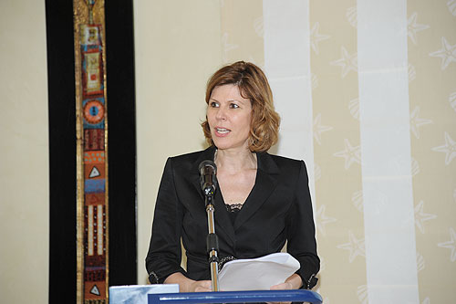 Auk holds dinner in honor of faculty achievements