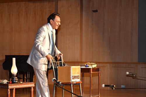 The arabic literature club at auk hosts a play on al-karnak poet