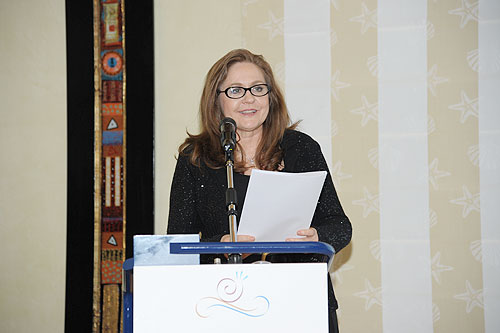 Auk holds dinner in honor of faculty achievements