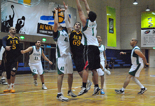 AUK's Female and Male Basketball Teams Crowned 2011 Champions