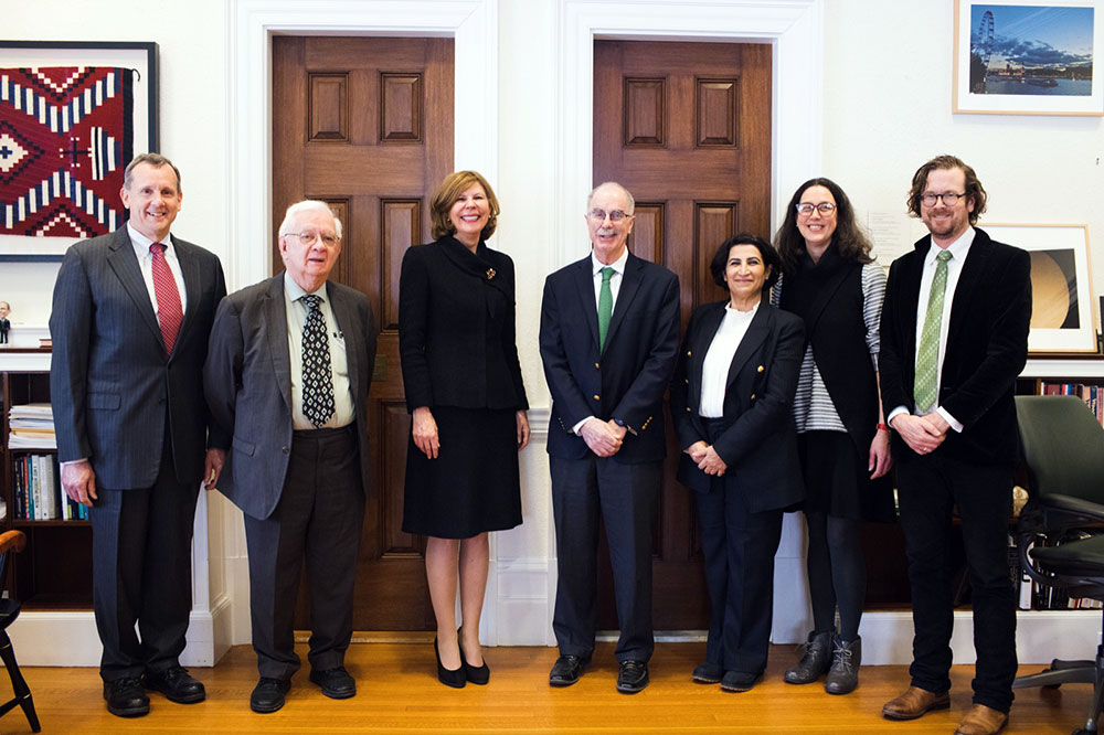 The american university of kuwait and dartmouth college renew partnership