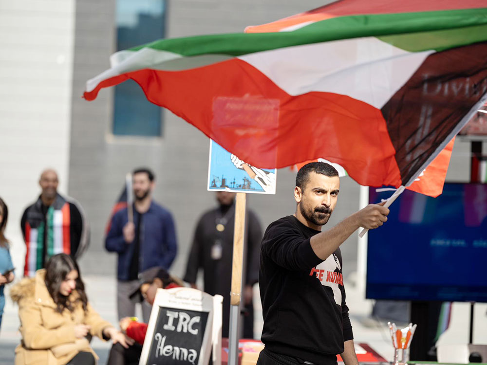 Auk commemorates kuwaits national and liberation days with activities