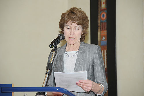 Auk holds dinner in honor of faculty achievements