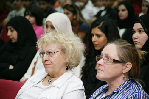 The american university of kuwait hosts anti-violence forum