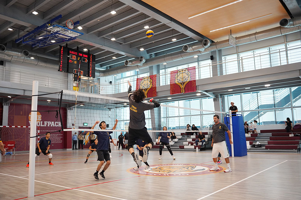 The American University of Kuwait Hosts Return of the Wolf Pack