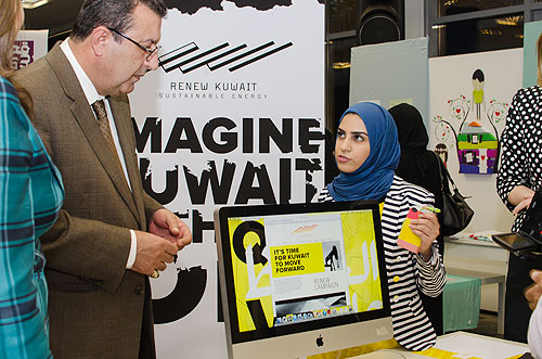 Auk successfully concludes its spring 2013 senior capstone exhibition