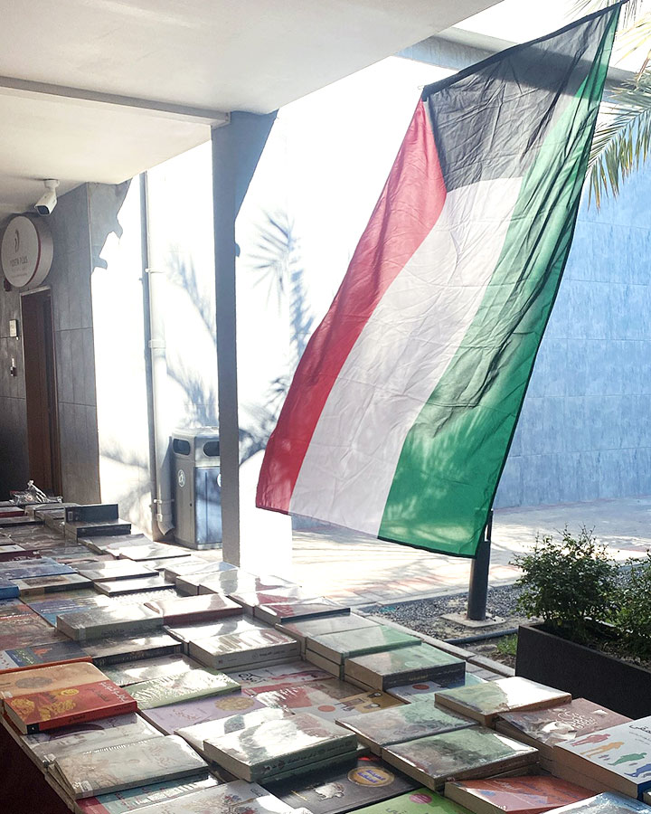AUK Library Fosters a Culture of Reading: Organizes Campus-wide Bookfair with Aafaq Bookstore
