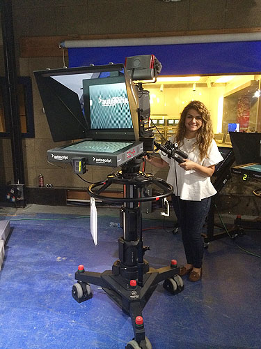 Auk comm students visit the ministry of information