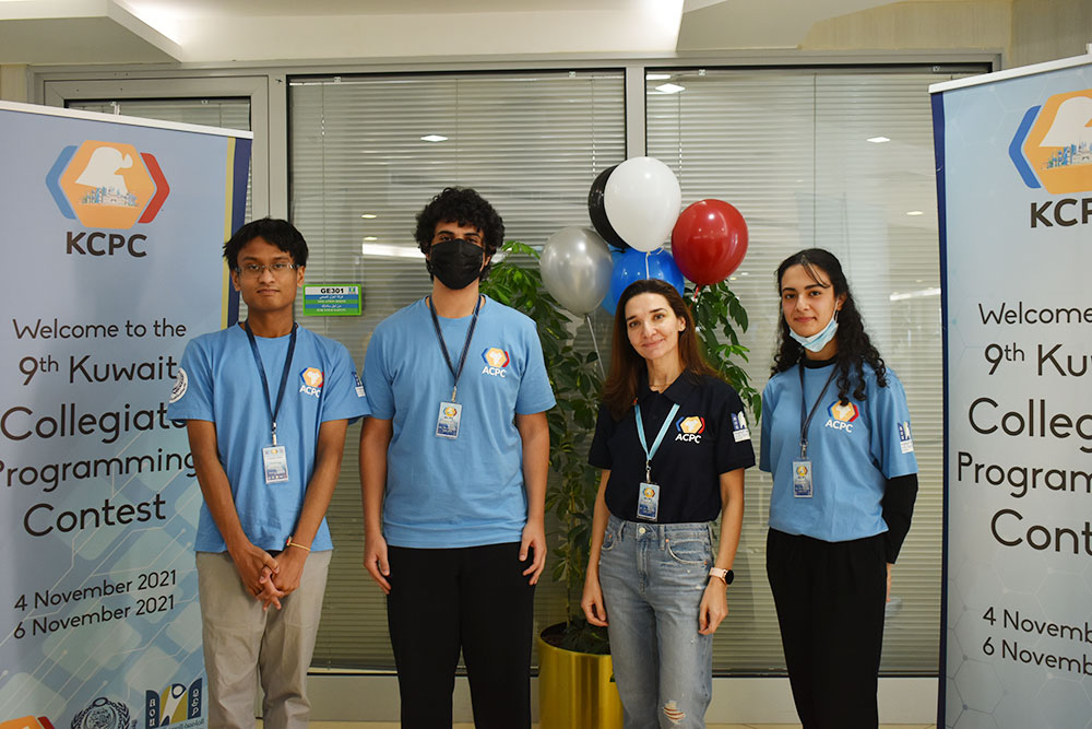 Auk students participate in kuwait collegiate programming contest