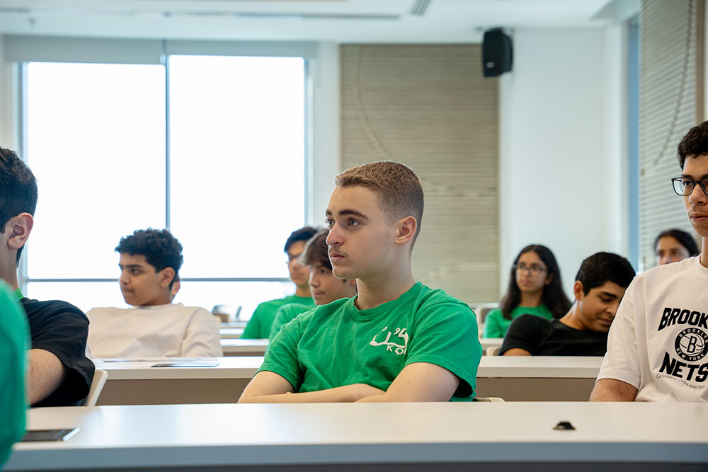 Auk reinforces its role as academic partner in the loyac kon programs success