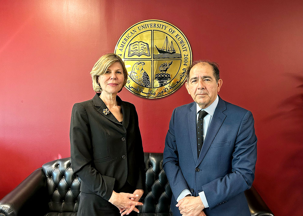 Ambassador Of Peru Visits AUK