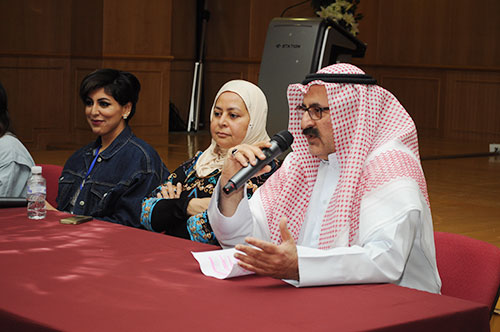 Media Influencers Give a Talk at AUK