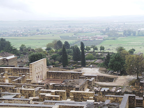 Auk students discover the wonders of andalusia