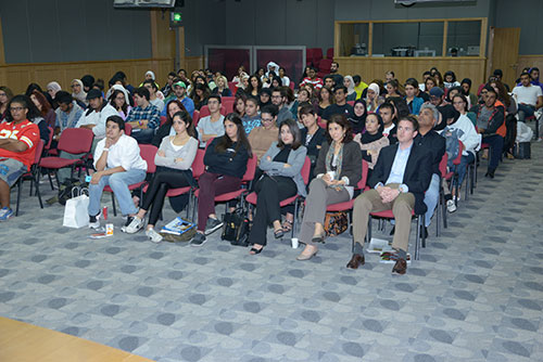 Auk holds a talk on responding to the needs of children and adolescents affected by conflict and displacement