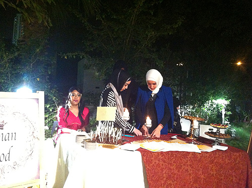 Auk students live the shakespearean experience