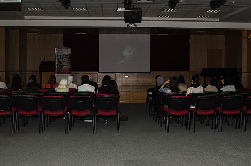 Gates of heaven compares theories of modern science to the holy quran