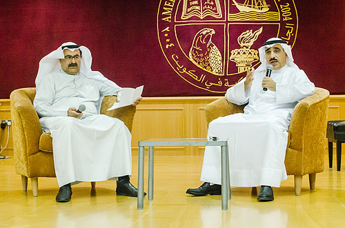 Undersecretary of the ministry of information talks to auk students