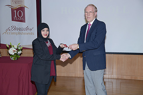 Auk celebrates academic achievements of its top students