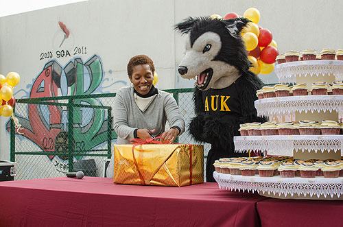 Auk celebrates its 10th homecoming week