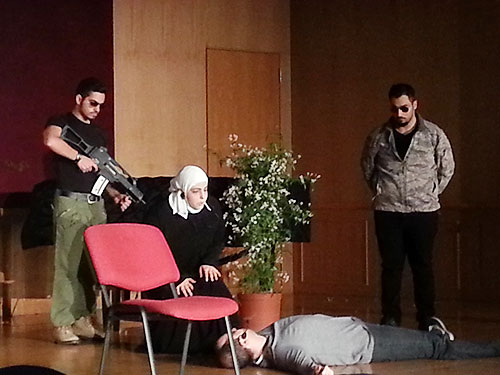Scratches of syria delivers a message of hope and love at auk