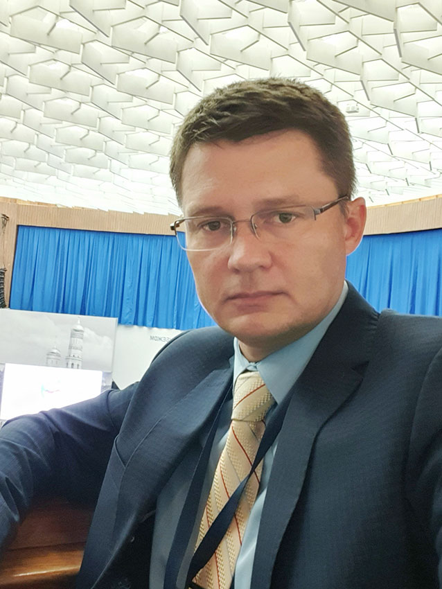 Dartmouth Fellowship Granted to AUK Faculty Dr. Andrei Zavaliy