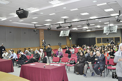 Parliament candidates discuss their vision at auk