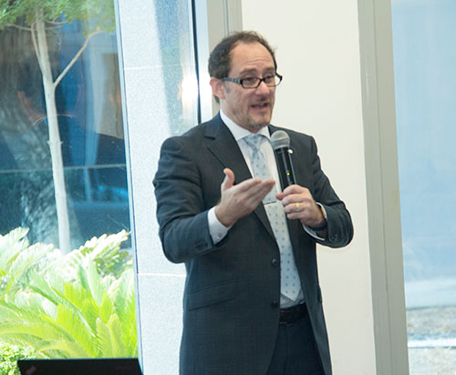 Auk library organizes author workshop in collaboration with springer