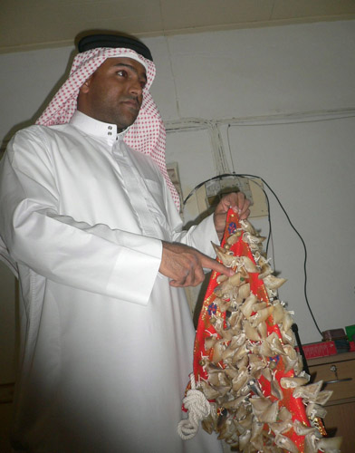 Auk students explore bahraini culture