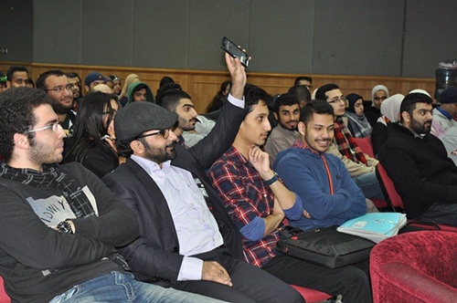 Rise center at the american university of kuwait holds lecture entitled live mobile hacking malware attacks and data protection